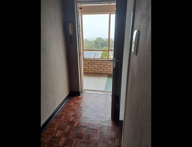 2 BEDROOM APARTMENT FOR SALE IN SYMHURST